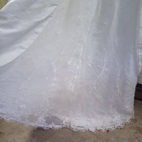 Wedding Gown David's Bridal "Michaelangelo" Size12 - Picture 2 of 8